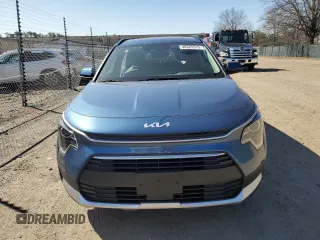 2024 Kia Niro EX Touring with VIN KNDCR3LE6R5163859, listed as a Copart auction lot 48325515 with 2,861 mi miles and Salvage Title. Bid and sale history available at carsss.com. Image 5.