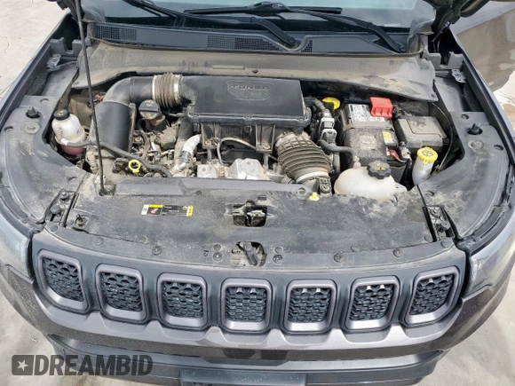 2023 Jeep Compass Trailhawk z VIN 3C4NJDDN8PT514773, wystawiony jako Copart lot #51137555 z przebiegiem 37 239 mil mil oraz Szkoda całkowita • Salvage title. Historia ofert i sprzedaży dostępna na DreamBid. Obrazek 12.