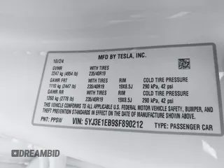 2025 Tesla Model 3 Long Range with VIN 5YJ3E1EB9SF890212, listed as a IAAI auction lot 41671411 with 3 mi miles and . Bid and sale history available at DreamBid. Image 9.