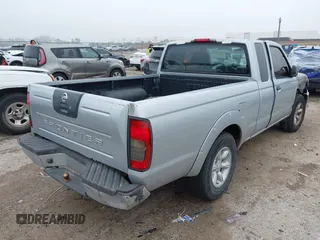 2002 Nissan Frontier z VIN 1N6DD26S82C335600, wystawiony jako IAAI lot #42162986 z przebiegiem 204 948 mil mil oraz . Historia ofert i sprzedaży dostępna na DreamBid. Obrazek 4.