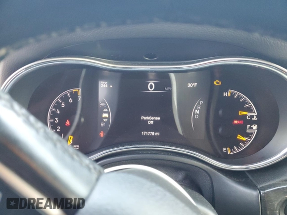 2018 Jeep Grand Cherokee Altitude with VIN 1C4RJFAG3JC241067, listed as a Copart auction lot 44239085 with 171,779 mi miles and Salvage title. Bid and sale history available at DreamBid. Image 9.