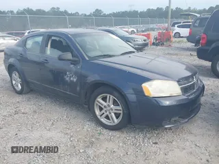 2008 Dodge Avenger SXT z VIN 1B3LC56K98N227150, wystawiony jako IAAI lot #42317814 z przebiegiem 187 048 mil mil oraz . Historia ofert i sprzedaży dostępna na DreamBid. Obrazek 1.