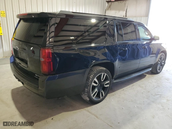 2018 Chevrolet Suburban Premier with VIN 1GNSCJKC7JR288178, listed as a Copart auction lot 85090294 with 141,614 mi miles and Clean Title. Bid and sale history available at carsss.com. Image 3.