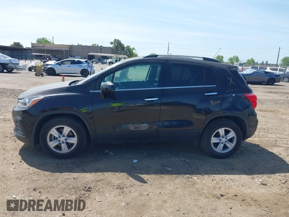 2019 Chevrolet Trax LT with VIN KL7CJLSB0KB918698, listed as a IAAI auction lot 42054006 with Not Provided miles and . Bid and sale history available at carsss.com. Image 14.