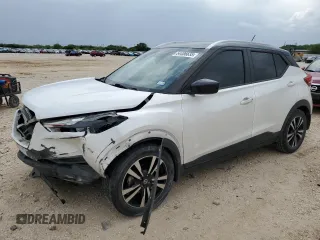 2019 Nissan Kicks SR with VIN 3N1CP5CU7KL516370, listed as a Copart auction lot 54486635 with 112,250 mi miles and Salvage Title. Bid and sale history available at carsss.com. Image 1.