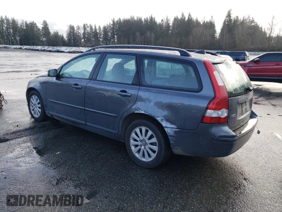 2007 Volvo V50 2.4L with VIN YV1MW382972311233, listed as a Copart auction lot 85242804 with 148,226 mi miles and Salvage Title. Bid and sale history available at carsss.com. Image 2.