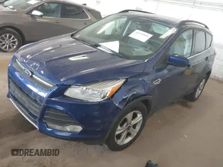 2014 Ford Escape SE with VIN 1FMCU0GX2EUB60350, listed as a IAAI auction lot 42159803 with 109,601 mi miles. Bid and sale history available at carsss.com. Image 2.