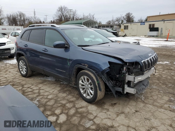 2021 Jeep Cherokee Latitude with VIN 1C4PJLCB3MD196105, listed as a Copart auction lot 44984435 with 32,155 mi miles and Salvage Title. Bid and sale history available at carsss.com. Image 4.