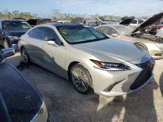 2022 Lexus ES with VIN 58AFZ1B19NU139270, listed as a Copart auction lot 76673754 with 0 mi miles and Non Repairable. Bid and sale history available at carsss.com. Image 4.