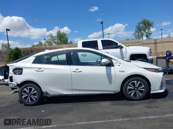 2017 Toyota Prius Plus with VIN JTDKARFP2H3019481, listed as a IAAI auction lot 42218637 with 77,795 mi miles and . Bid and sale history available at DreamBid. Image 14.