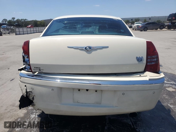 2005 Chrysler 300 with VIN 2C3AA63H45H171167, listed as a Copart auction lot 53112845 with 111,361 mi miles and Salvage Title. Bid and sale history available at carsss.com. Image 6.