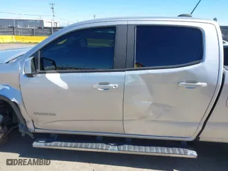 2019 Chevrolet Colorado 4WD Z71 with VIN 1GCGTDEN2K1146043, listed as a IAAI auction lot 41712002 with 84,034 mi miles. Bid and sale history available at carsss.com. Image 15.
