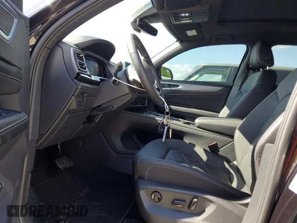 2024 Volkswagen Atlas SE with VIN 1V2JE2CA3RC213573, listed as a Copart auction lot 55290605 with 24,278 mi miles and Salvage title. Bid and sale history available at DreamBid. Image 7.
