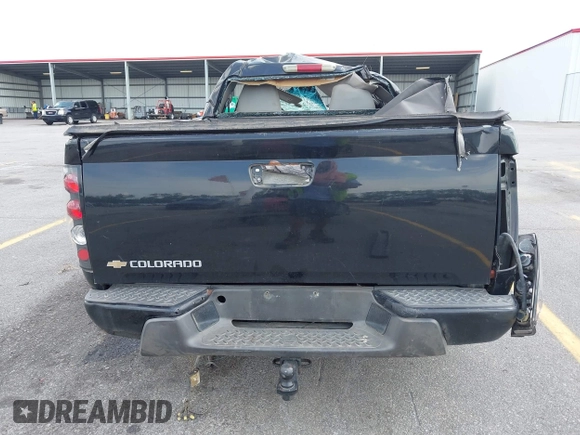 2006 Chevrolet Colorado LS z VIN 1GCCS148268275649, wystawiony jako IAAI lot #42142961 z przebiegiem 191 583 mil mil oraz . Historia ofert i sprzedaży dostępna na DreamBid. Obrazek 6.