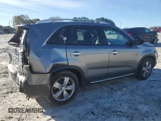 2013 Kia Sorento EX with VIN 5XYKU4A20DG325462, listed as a Copart auction lot 50361295 with 77,099 mi miles and Salvage Title. Bid and sale history available at carsss.com. Image 3.