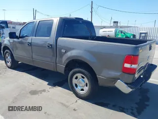 2005 Ford F-150 XLT с VIN 1FTRW12W55KD46912, выставлен на аукционе IAAI как лот 42098078 с пробегом 167 819 миль миль и . История ставок и продаж доступна на DreamBid. Изображение 3.