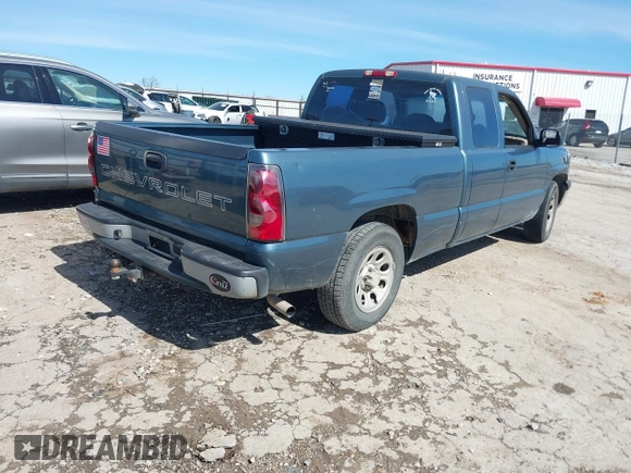 2006 Chevrolet Silverado 1500 Work Truck with VIN 1GCEC19X86Z167990, listed as a IAAI auction lot 41730563 with 165,088 mi miles. Bid and sale history available at carsss.com. Image 4.