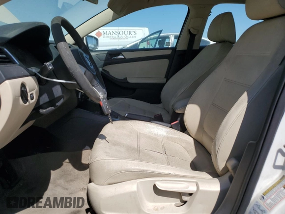 2011 Volkswagen Jetta SE with VIN 3VWDZ7AJ8BM360976, listed as a Copart auction lot 62428185 with 234,172 mi miles and Clean title. Bid and sale history available at DreamBid. Image 7.
