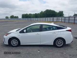 2022 Toyota Prius L Eco with VIN JTDKAMFU2N3181924, listed as a IAAI auction lot 42716012 with 177,658 mi miles and . Bid and sale history available at DreamBid. Image 14.