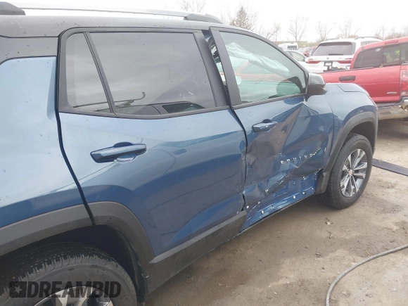 2025 Chevrolet Equinox FWD LT with VIN 3GNAXHEG1SL260859, listed as a IAAI auction lot 42027928 with 244 mi miles. Bid and sale history available at carsss.com. Image 6.