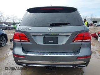 2018 Mercedes-Benz GLE 350 z VIN 4JGDA5JB0JB147786, wystawiony jako IAAI lot #42005953 z przebiegiem 138 905 mil mil oraz . Historia ofert i sprzedaży dostępna na DreamBid. Obrazek 17.