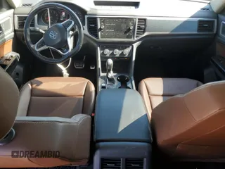 2021 Volkswagen Atlas SE with VIN 1V2RR2CA9MC524540, listed as a Copart auction lot 57442625 with 94,820 mi miles and Salvage title. Bid and sale history available at DreamBid. Image 8.