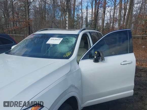 2017 Volvo XC90 Momentum с VIN YV4A22PK3H1151046, выставлен на аукционе IAAI как лот 41628929 с пробегом 132 672 миль миль и . История ставок и продаж доступна на DreamBid. Изображение 6.