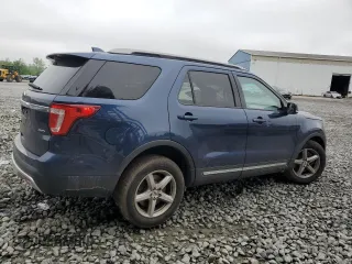 2017 Ford Explorer XLT with VIN 1FM5K8D85HGA83468, listed as a Copart auction lot 57416305 with 63,063 mi miles and Salvage title. Bid and sale history available at DreamBid. Image 3.