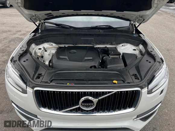 2018 Volvo XC90 Momentum with VIN YV4102CK8J1347520, listed as a Copart auction lot 84560434 with 149,035 mi miles and Clean Title. Bid and sale history available at carsss.com. Image 8.
