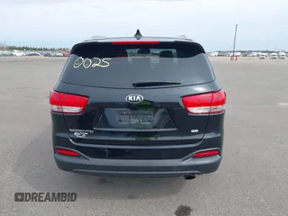 2017 Kia Sorento LX с VIN 5XYPGDA32HG203519, выставлен на аукционе IAAI как лот 42110057 с пробегом 80 102 миль миль и . История ставок и продаж доступна на DreamBid. Изображение 17.
