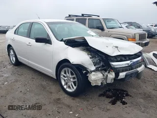 2011 Ford Fusion S with VIN 3FAHP0GAXBR337460, listed as a IAAI auction lot 41727079 with 247,696 mi miles. Bid and sale history available at carsss.com. Image 1.