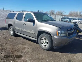 2011 Chevrolet Suburban LT with VIN 1GNSKJE34BR335361, listed as a IAAI auction lot 41736341 with 170,422 mi miles. Bid and sale history available at carsss.com. Image 1.