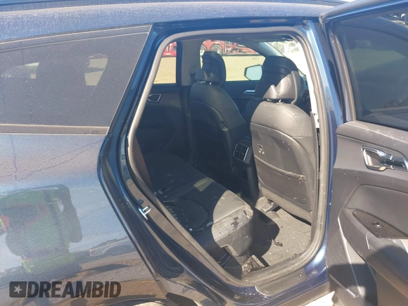 2024 Kia Sportage SX-Prestige with VIN KNDPXCDG0R7124647, listed as a IAAI auction lot 41058974 with 16,436 mi miles and . Bid and sale history available at DreamBid. Image 8.