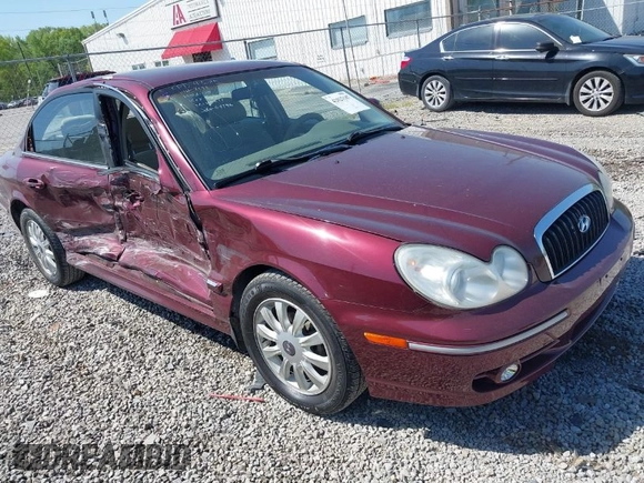 2003 Hyundai Sonata GLS with VIN KMHWF35H23A849193, listed as a IAAI auction lot 42023187 with 58,300 mi miles. Bid and sale history available at carsss.com. Image 1.