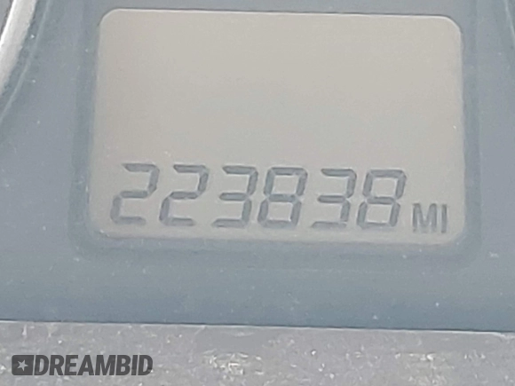 2008 Kia Optima LX z VIN KNAGE123085250587, wystawiony jako IAAI lot #42171570 z przebiegiem 223 838 mil mil oraz . Historia ofert i sprzedaży dostępna na DreamBid. Obrazek 7.