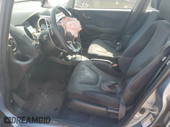 2011 Honda Fit Sport z VIN JHMGE8H53BC021245, wystawiony jako Copart lot #55393345 z przebiegiem 133 910 mil mil oraz Szkody całkowita. Historia ofert i sprzedaży dostępna na DreamBid. Obrazek 7.