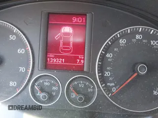 2005 Volkswagen Jetta 2.5L с VIN 3VWRG71K75M639246, выставлен на аукционе IAAI как лот 41937562 с пробегом 139 321 миль миль и . История ставок и продаж доступна на DreamBid. Изображение 7.