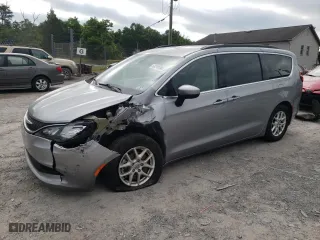 2021 Chrysler Voyager LXI with VIN 2C4RC1DG4MR521102, listed as a Copart auction lot 58299784 with 78,935 mi miles and Salvage Title. Bid and sale history available at carsss.com. Image 1.