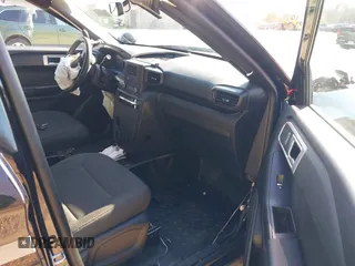 2023 Ford Police Interceptor Utility z VIN 1FM5K8AW0PNA04947, wystawiony jako IAAI lot #41942825 z przebiegiem 37 121 mil mil oraz . Historia ofert i sprzedaży dostępna na DreamBid. Obrazek 5.