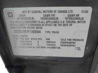 2000 Chevrolet Silverado 1500 LS with VIN 2GCEC19T4Y1269344, listed as a IAAI auction lot 42167334 with 294,781 mi miles. Bid and sale history available at carsss.com. Image 9.