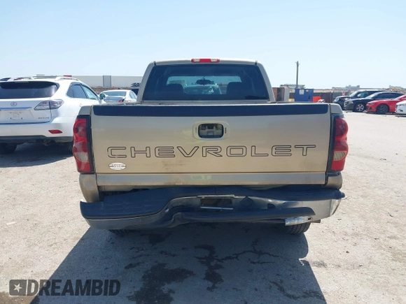 2005 Chevrolet Silverado 1500 Work Truck с VIN 1GCEC19X45Z220571, выставлен на аукционе IAAI как лот 42010514 с пробегом 192 394 миль миль и . История ставок и продаж доступна на DreamBid. Изображение 16.