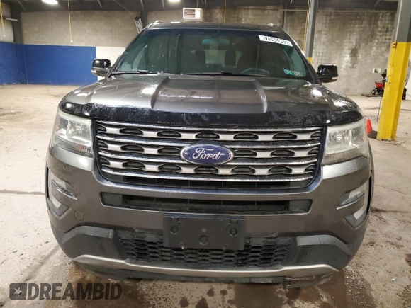 2017 Ford Explorer XLT z VIN 1FM5K8DH2HGA72766, wystawiony jako Copart lot #57585945 z przebiegiem 93 188 mil mil oraz Czysty tytuł • Clean title. Historia ofert i sprzedaży dostępna na DreamBid. Obrazek 5.
