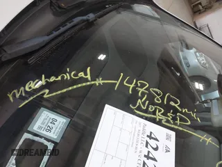2013 Mercedes-Benz M 350 z VIN 4JGDA5HBXDA128906, wystawiony jako IAAI lot #42429278 z przebiegiem 147 812 mil mil oraz . Historia ofert i sprzedaży dostępna na DreamBid. Obrazek 6.
