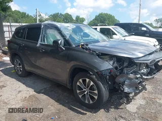 2024 Toyota Highlander LE with VIN 5TDKDRAH4RS528737, listed as a IAAI auction lot 42608055 with 38,743 mi miles and . Bid and sale history available at DreamBid. Image 1.