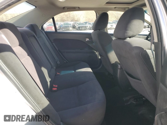 2009 Mercury Milan with VIN 3MEHM07Z29R634238, listed as a Copart auction lot 49627485 with 102,404 mi miles and Salvage title. Bid and sale history available at DreamBid. Image 10.