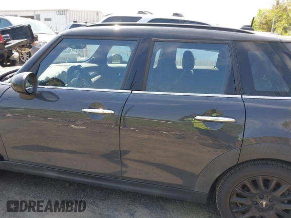 2017 MINI Hardtop 4 Door Cooper S z VIN WMWXU3C52H2D32498, wystawiony jako IAAI lot #42000212 z przebiegiem 70 231 mil mil oraz . Historia ofert i sprzedaży dostępna na DreamBid. Obrazek 14.