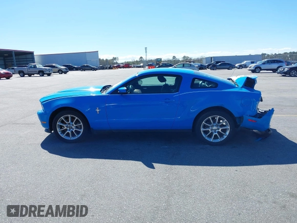2011 Ford Mustang V6 с VIN 1ZVBP8AM6B5154462, выставлен на аукционе IAAI как лот 41813734 с пробегом 42 412 миль миль и . История ставок и продаж доступна на DreamBid. Изображение 14.