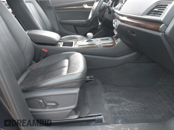 2019 Audi Q5 Premium Plus with VIN WA1BNAFY9K2144483, listed as a IAAI auction lot 41898239 with 54,676 mi miles. Bid and sale history available at carsss.com. Image 5.