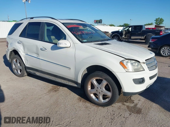 2008 Mercedes-Benz M 350 with VIN 4JGBB86E48A325840, listed as a IAAI auction lot 42199623 with 185,979 mi miles and . Bid and sale history available at DreamBid. Image 1.