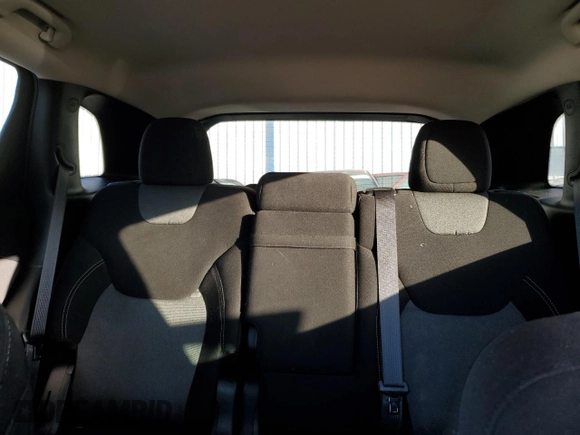 2018 Jeep Cherokee Latitude with VIN 1C4PJMCX6JD599735, listed as a Copart auction lot 42720355 with 86,293 mi miles and Non repairable. Bid and sale history available at DreamBid. Image 10.